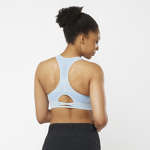 ESSENTIAL MOVE ON SEAMLESS