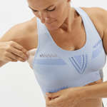 ESSENTIAL MOVE ON SEAMLESS