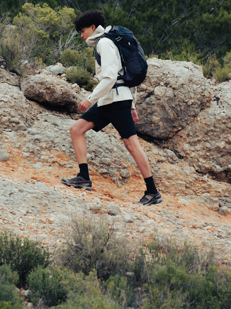 ΓΙΑ ΤΟΝ ΑΝΔΡΑ